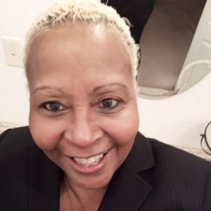 Meet your Posher, Sharon